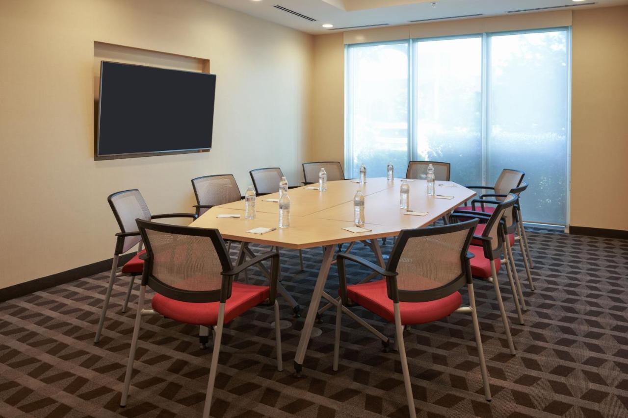 Towneplace Suites Miami Kendall West Kendale Lakes Экстерьер фото